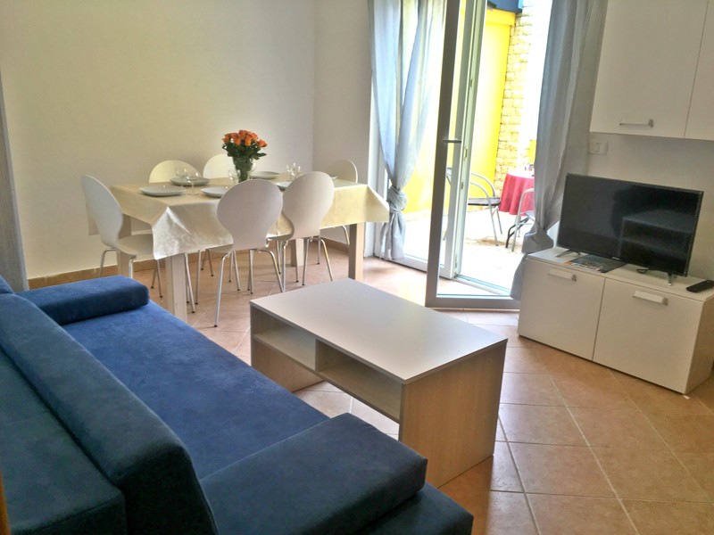 Faro villas apartmány - apartmán pro 6 osob B6, dvě ložnice, v kuchyni přistýlky - Savudrija - 101 CK Zemek - Chorvatsko