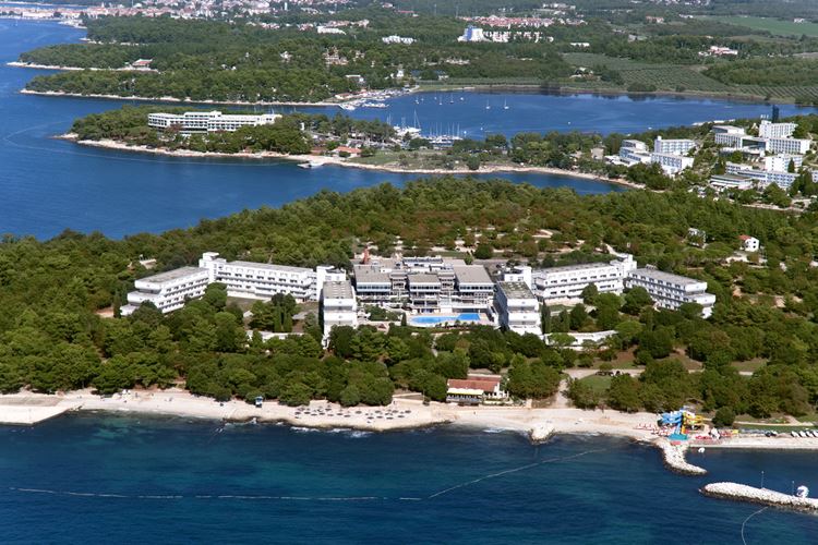 Delfin Plava Laguna hotel - starší foto bez dětského bazénu kvůli plážím - Poreč - Zelena Laguna - 101 CK Zemek - Chorvatsko