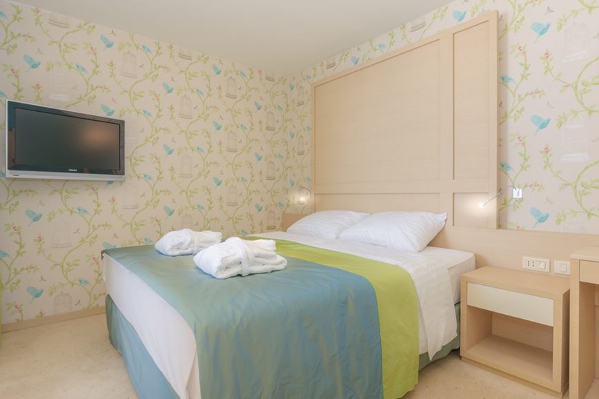Wyndham Grand Novi Vinodolski Resort hotel - Junior Suite + 1 pohled moře - Novi Vinodolski - 101 CK Zemek - Chorvatsko